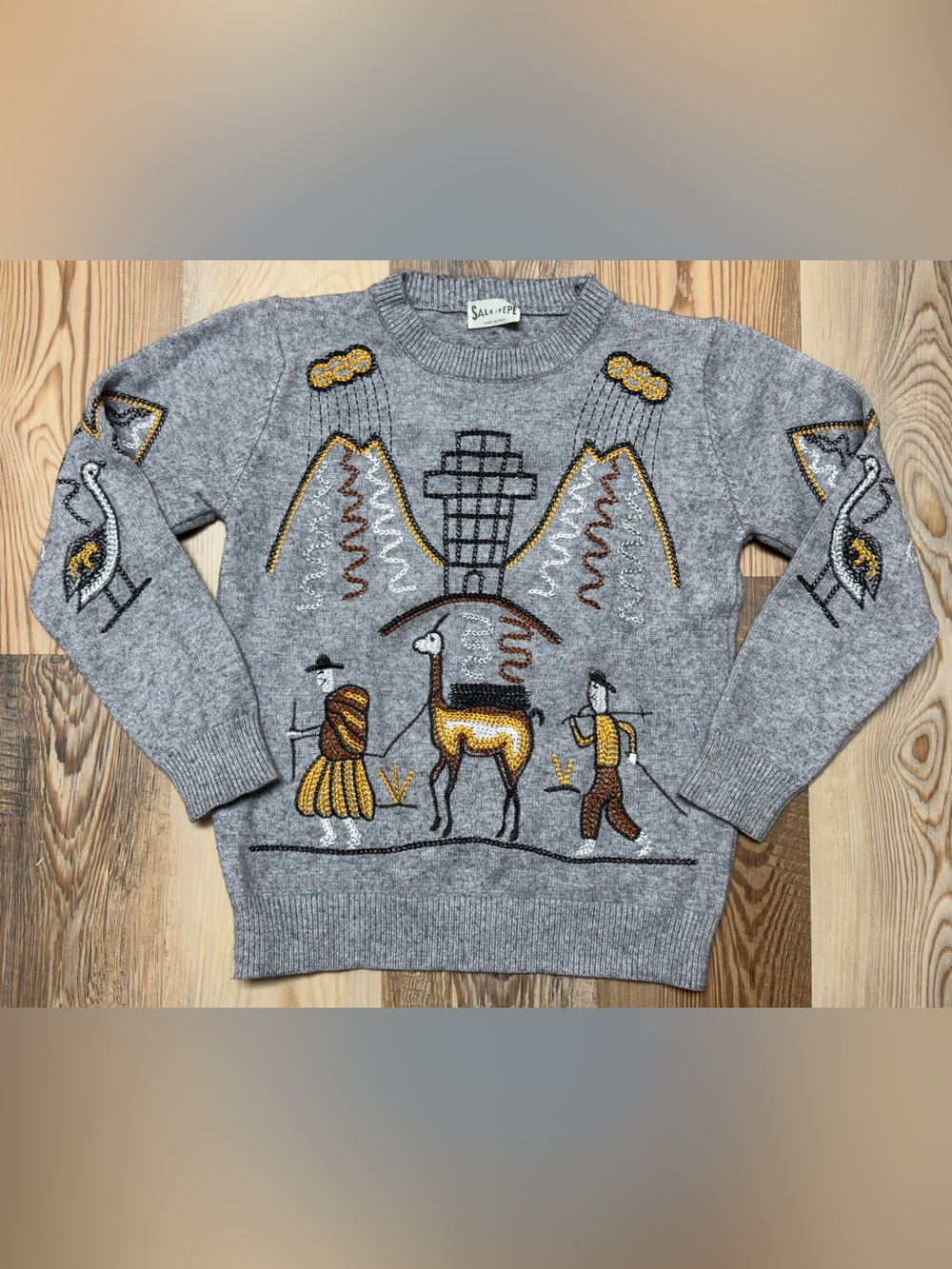 Vintage Sale e Pepe Gray Hand Embroidered Landscape Knit Sweater Adult XS Italy